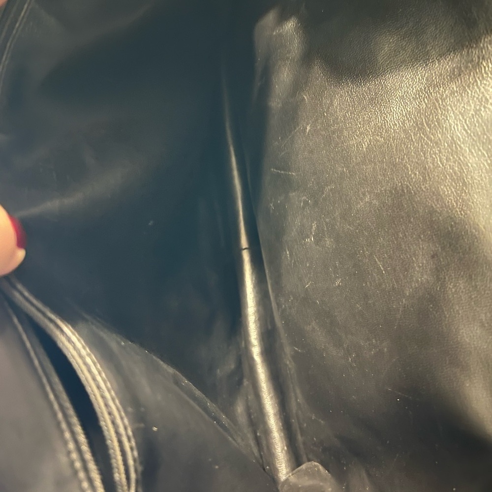 Vintage Chanel Black and Gold Quilted Shoulder Bag - Picture 13 of 16